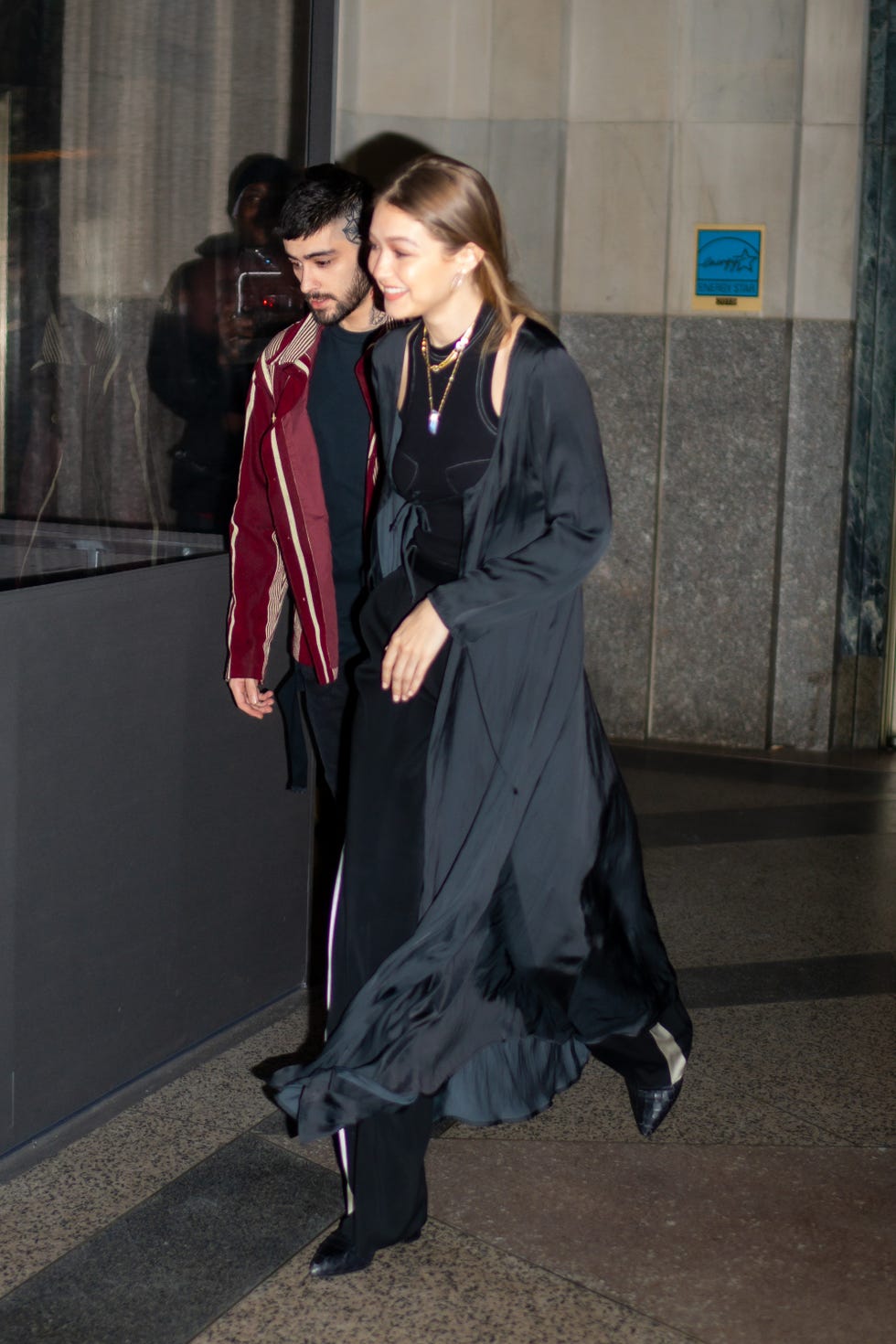 Gigi Hadid, Zayn Malik & Khai On NYC Walk: Photos – Hollywood Life