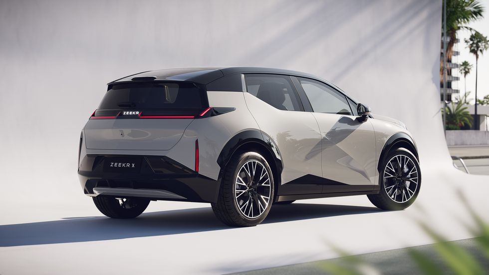 Chinese electric car brand Zeekr continues to expand with the new X Crossover