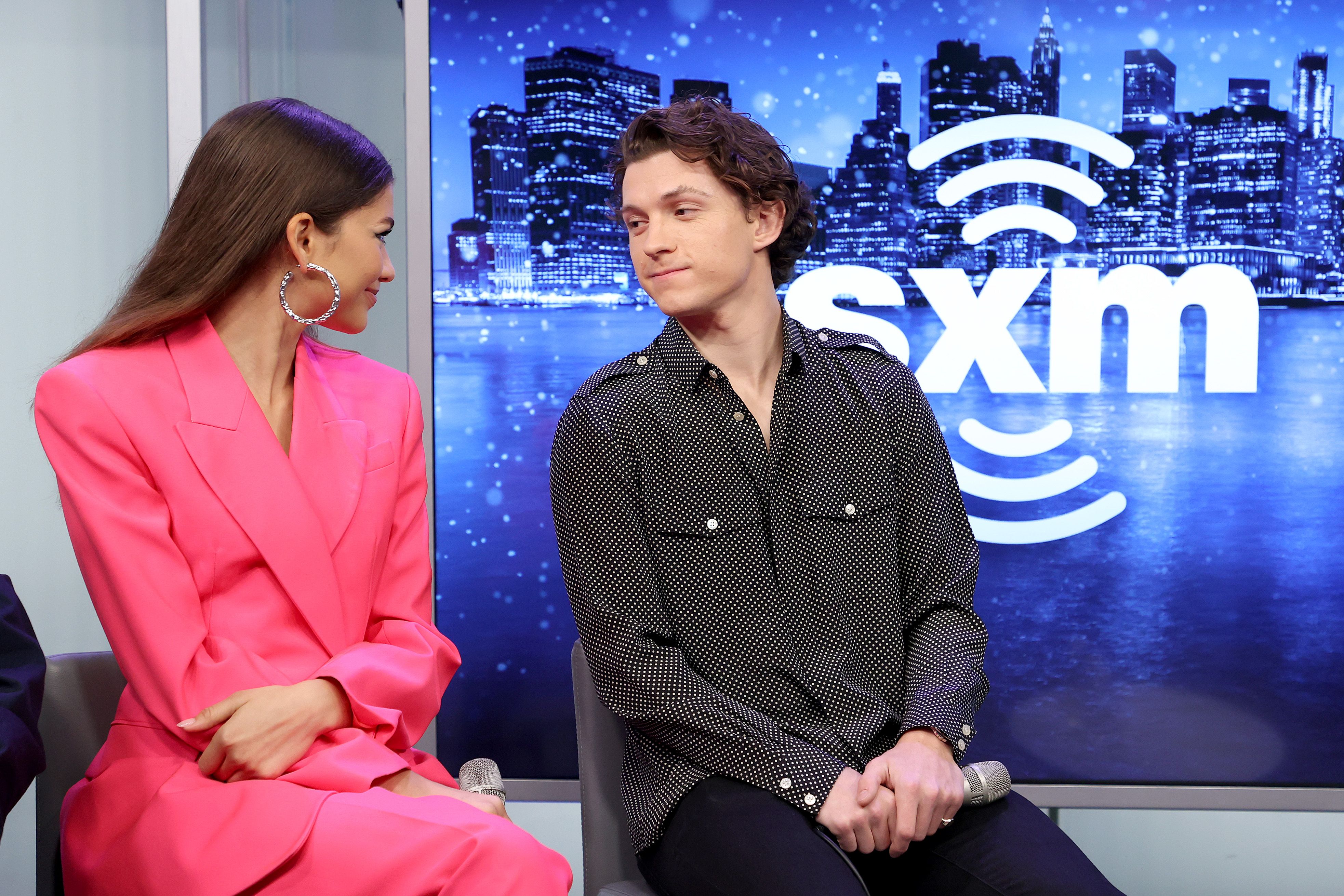 zendaya and tom holland speak during siriusxms town hall news photo 1639584245