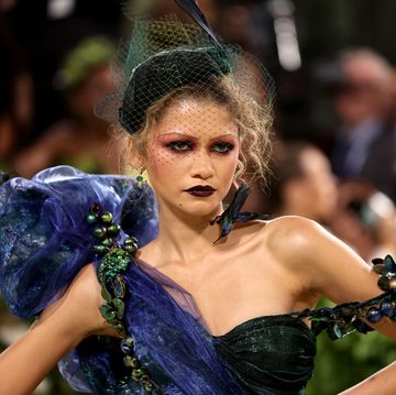 new york, new york may 06 zendaya attends the 2024 met gala celebrating sleeping beauties reawakening fashion at the metropolitan museum of art on may 06, 2024 in new york city photo by theo wargogathe hollywood reporter via getty images