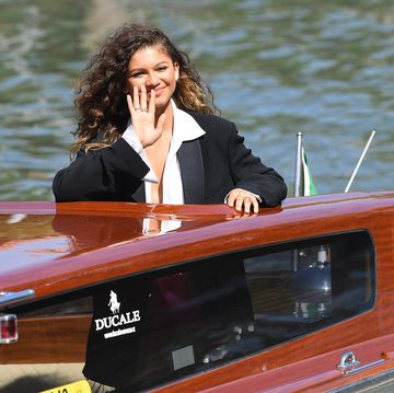 venice, italy   september 03 zendaya is seen arriving at the 78th venice international film festival on september 03, 2021 in venice, italy photo by jacopo raulegetty images