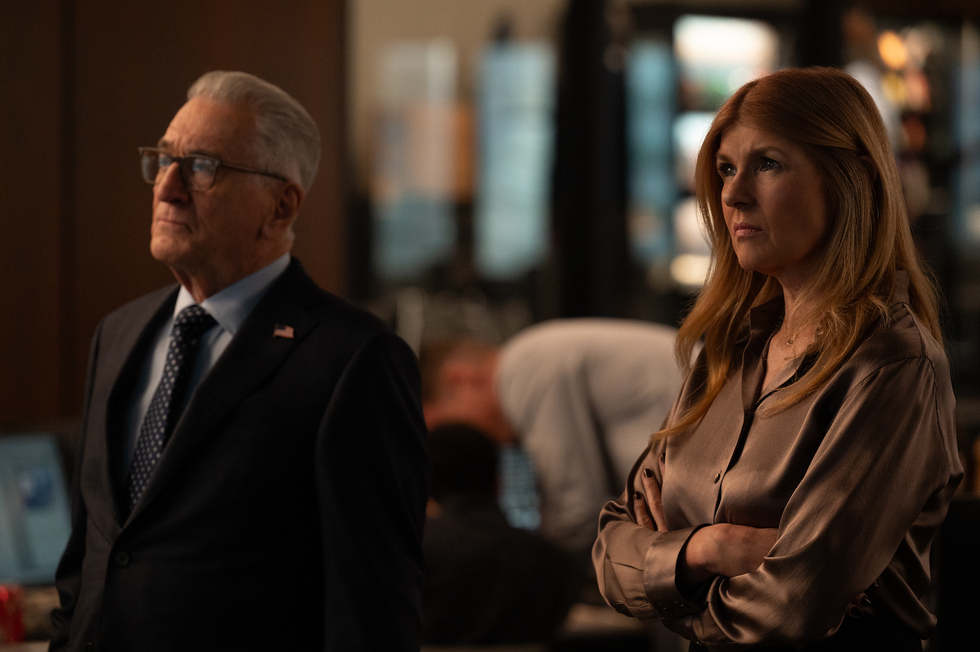 robert de niro as george mullen and connie britton as valerie whitesell in episode 104 of zero day