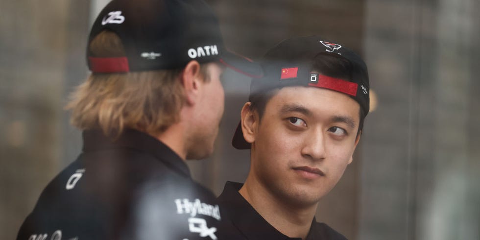 Valtteri Bottas y Zhou Guanyu - GP Mónaco F1 2023 valtteri bottas y zhou guanyu durante el gp de mónaco de f1 en 2023