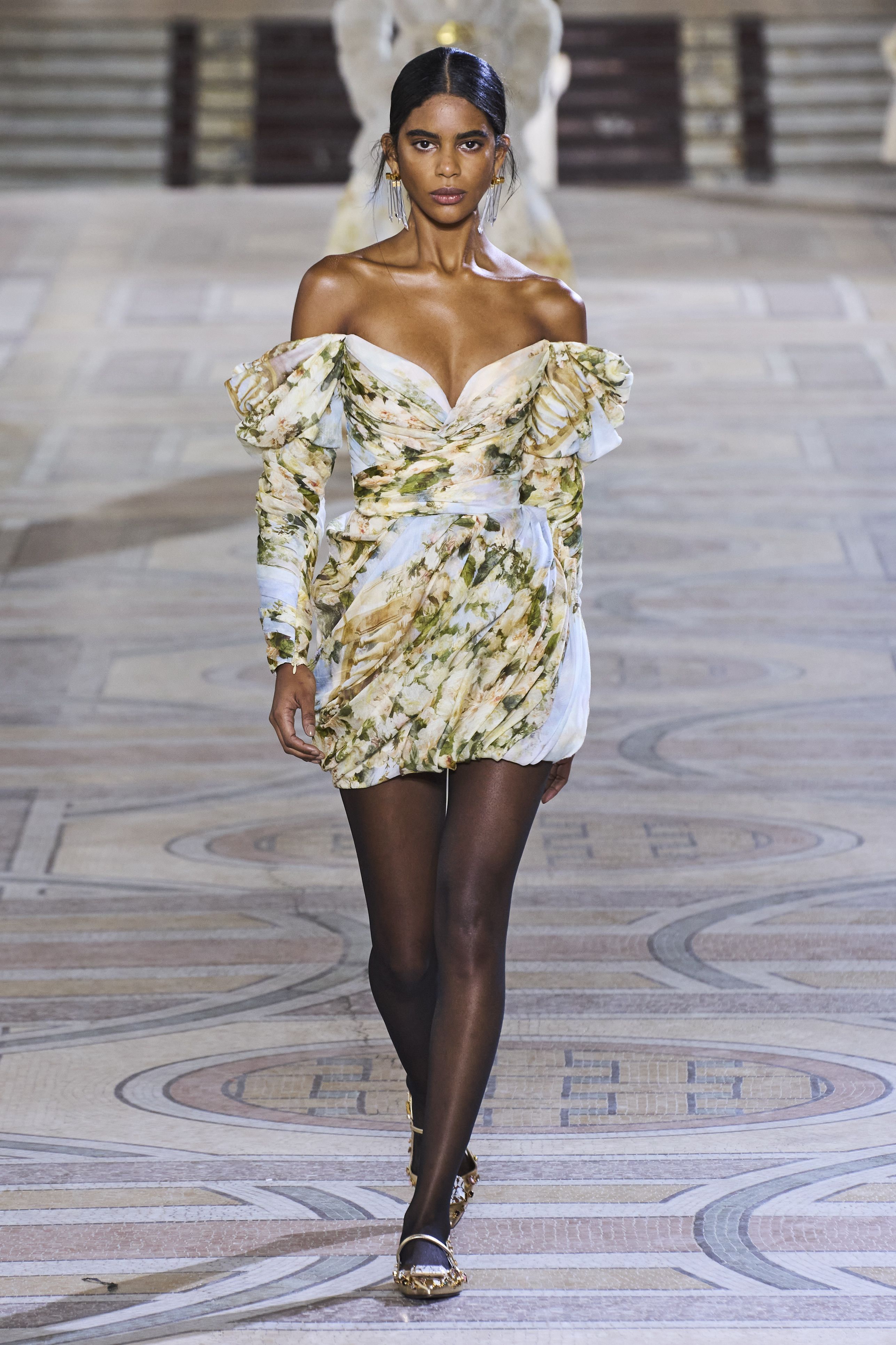 ジマーマン（ZIMMERMANN）2023秋冬コレクション | ファッション