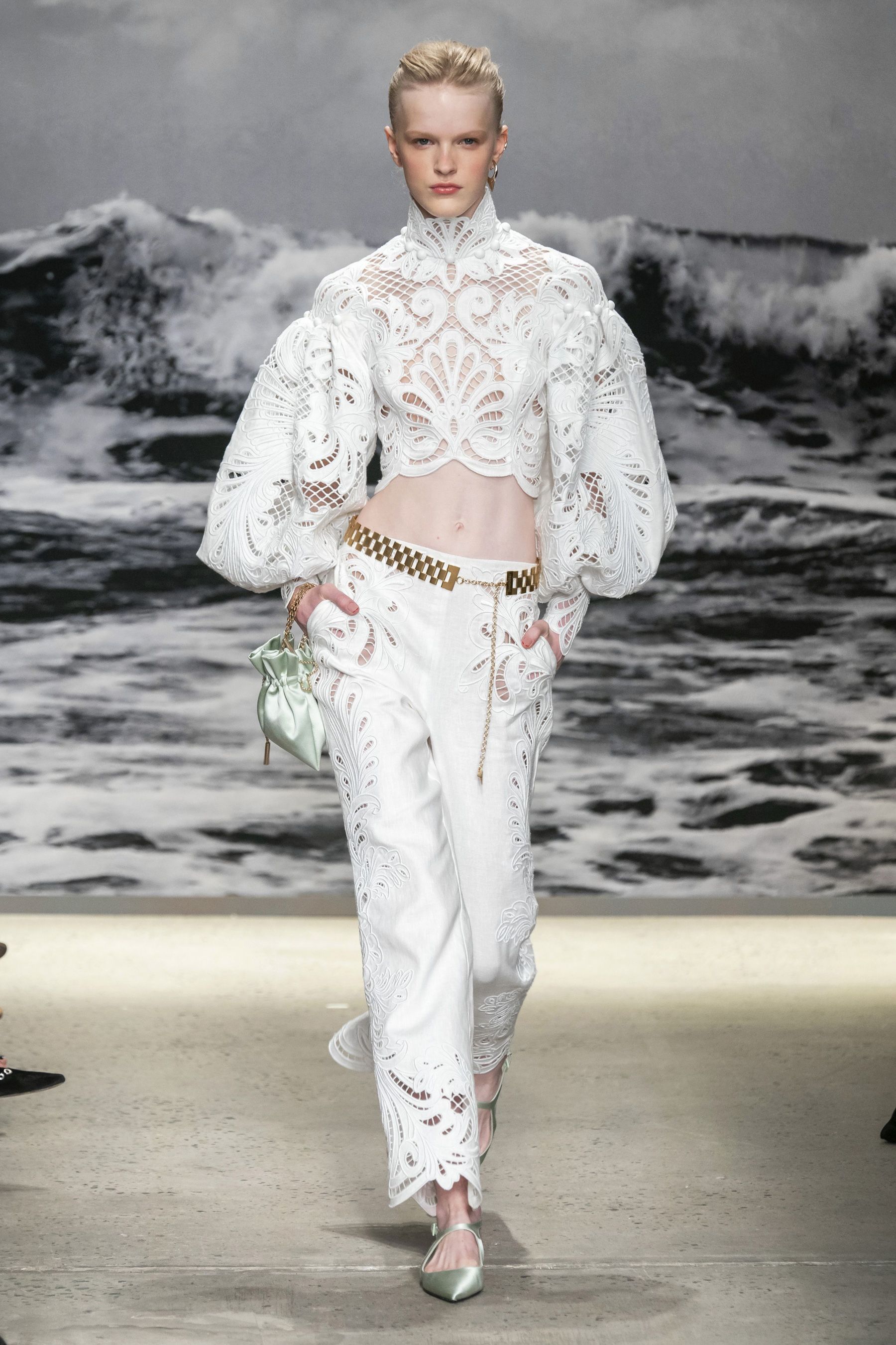 ジマーマン」(ZIMMERMANN)|2020春夏コレクション ジマーマン」(ZIMMERMANN)|2020春夏コレクション