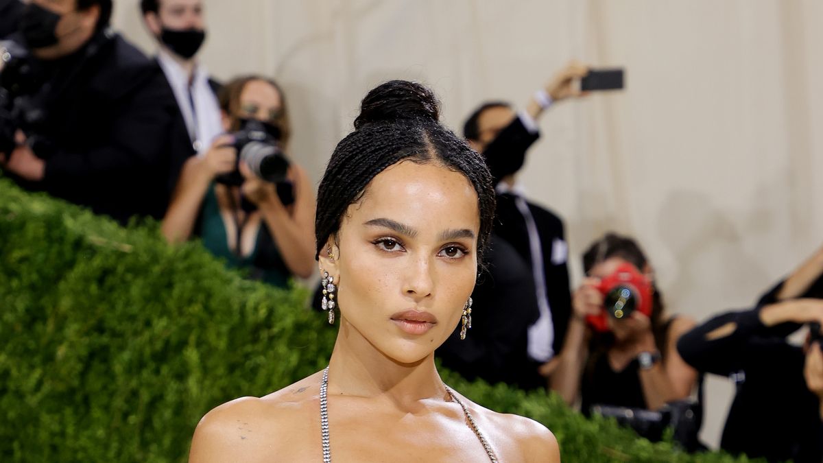 See Zoë Kravitz's Dazzling Saint Laurent Mesh Gown from the 2021