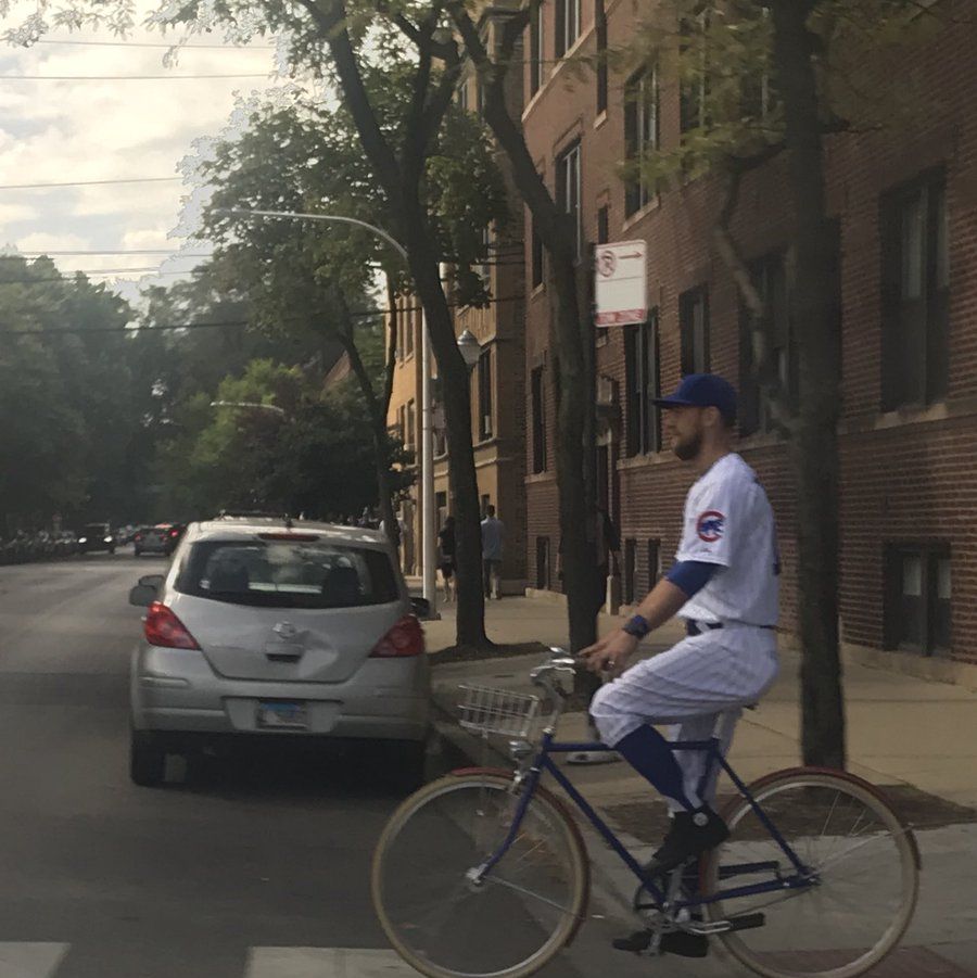 Ben Zobrist Bikes to Wrigley Field - Cubs Star Rides Bike in Full Uniform