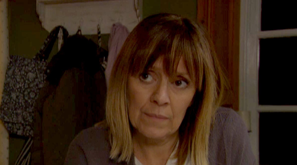 Emmerdale Spoilers Rhona Goskirk Lashes Out At Vanessa Woodfield After Arrest 6661