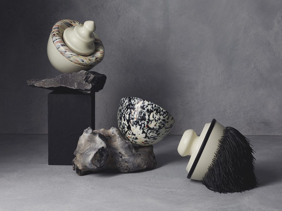 plastismith vessels by zoe robertson