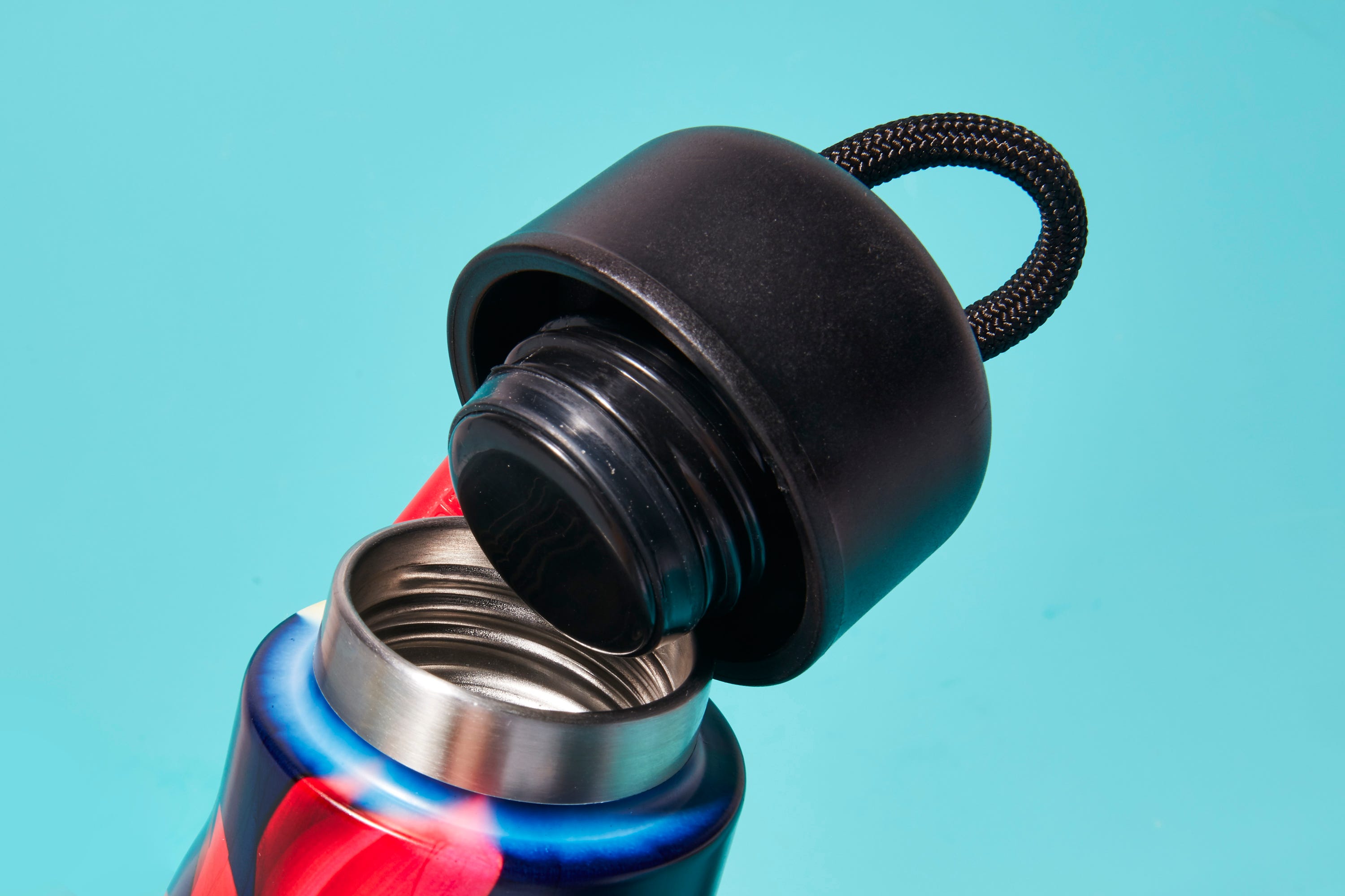 Product, Water bottle, Font, Metal, Aluminium, Plastic, 