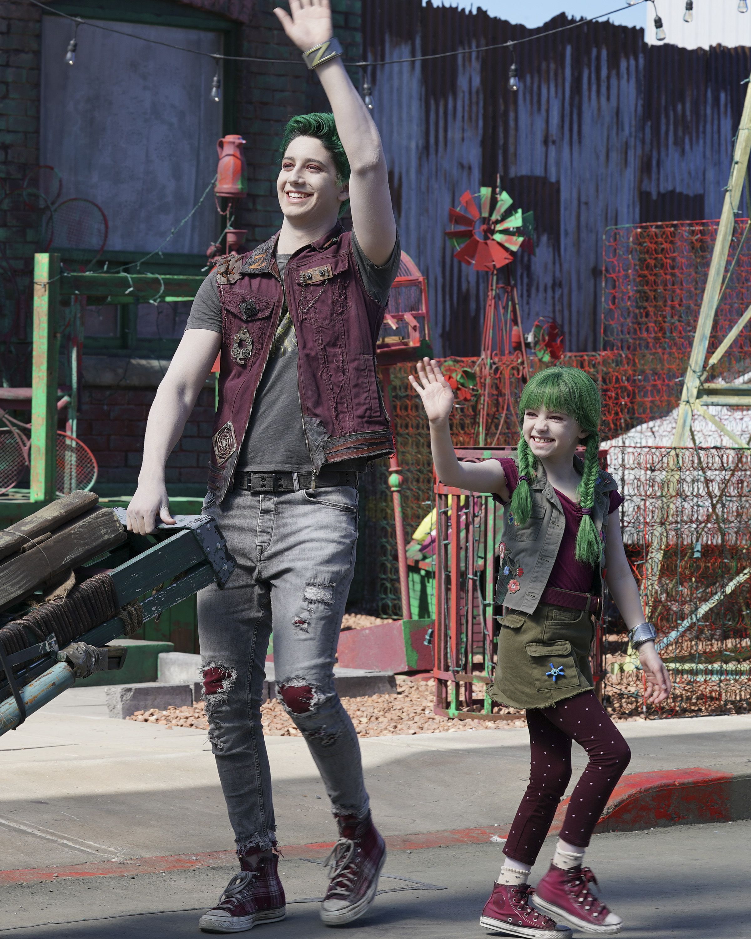 11 Zombies 2 Facts from Milo Manheim, Meg Donnelly & Ariel Martin