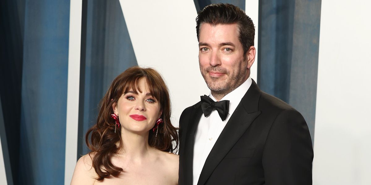 See the Flirty Selfie of 'Celebrity IOU' Star Jonathan Scott and Zooey ...