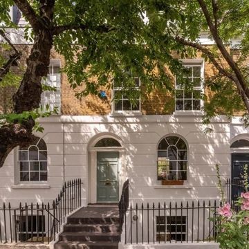 zoopla reveals the homes for sale on the most festive uk streets