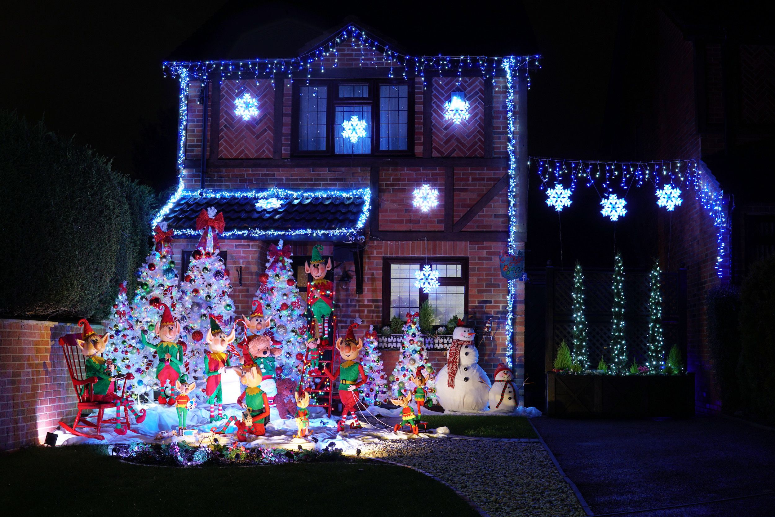 Zoopla Crowns House In Reading As Most Festive Home In UK