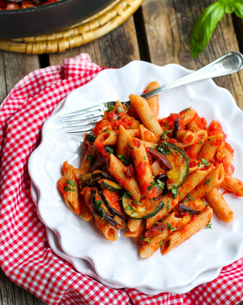 zucchini recipes puttanesca pasta