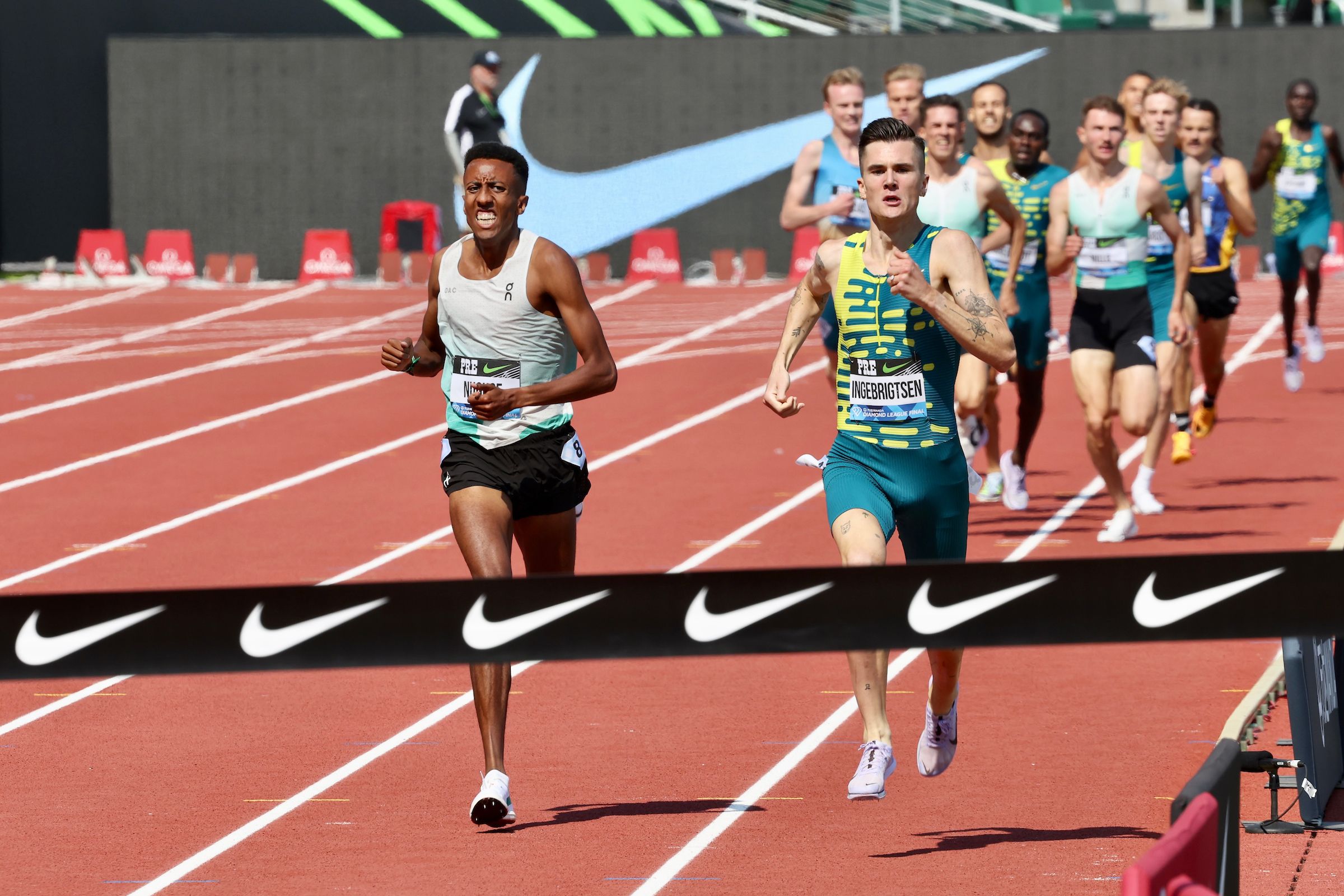 Athing Mu wins Prefontaine Classic 800 with new American record