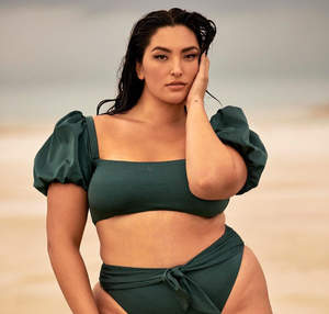 華麗！凛然！かつ希少！メキシコ美人女優サルマ・ハエック　映画パネルポスター Amazon.co.jp: セクシービューティースターポスター映画スター