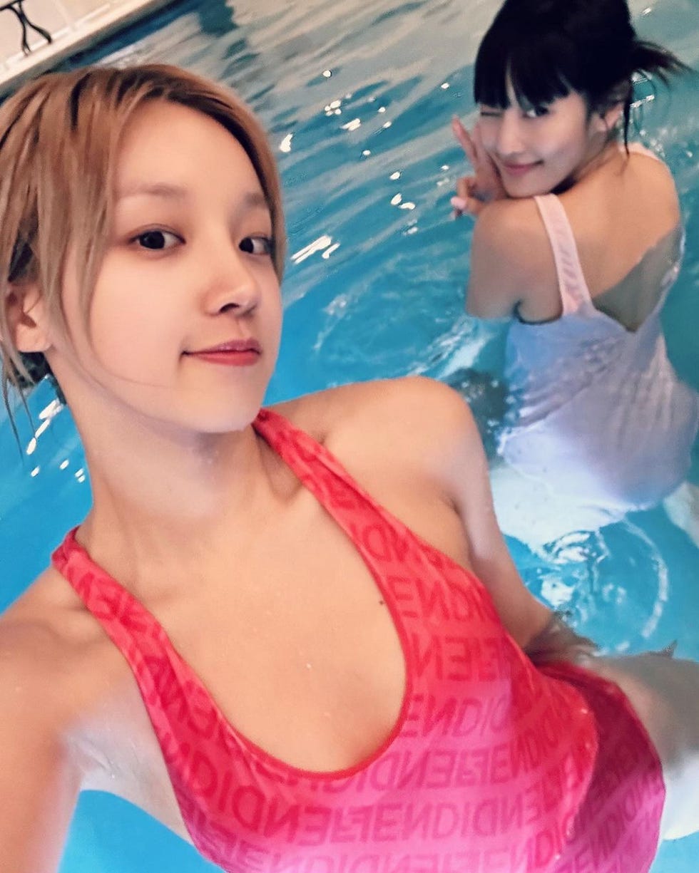 美ボディがまぶしい！ 韓国アイドルの水着SNAP20選