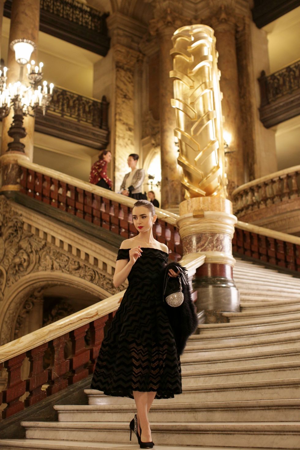 【追劇抓重點】莉莉柯林斯《艾蜜莉在巴黎》5大亮點！影集版《穿著prada的惡魔》揭開時尚圈秘密