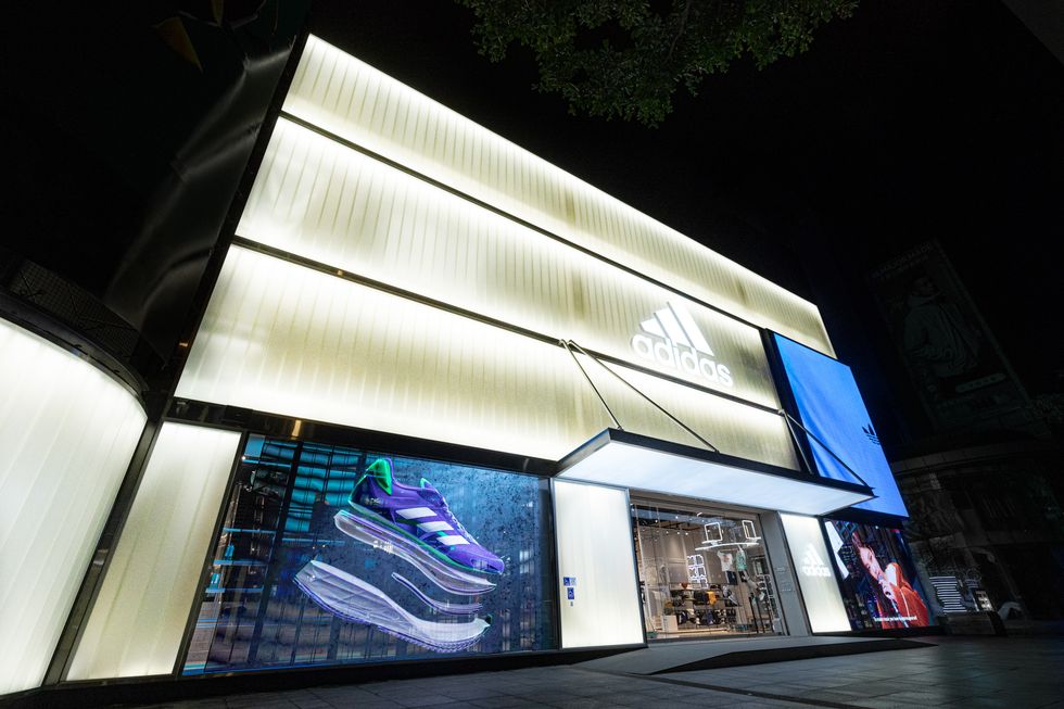 adidas brand center品牌概念店必逛：3d裸視牆