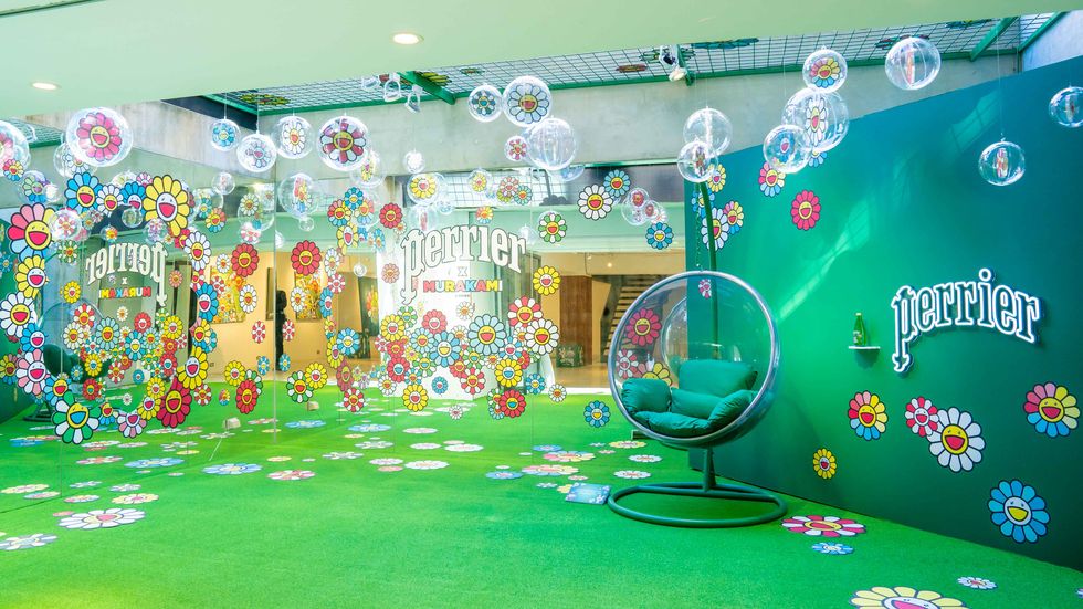 沛綠雅x村上隆聯名氣泡水，打造近百坪「花花世界」期間限定店