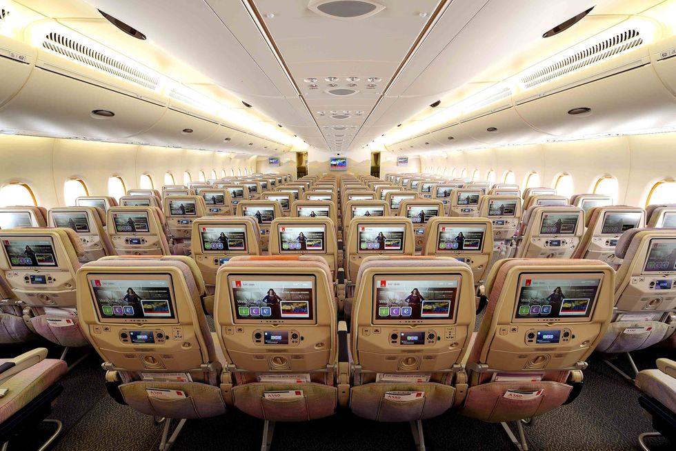 Aircraft cabin, Airline, Air travel, Airplane, Aerospace engineering, Airliner, Vehicle, Aircraft, Machine, 