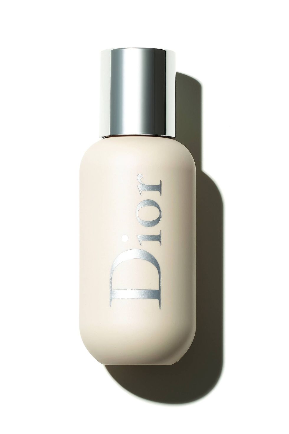 Dior專業後台雙用妝前乳，NT1,500。