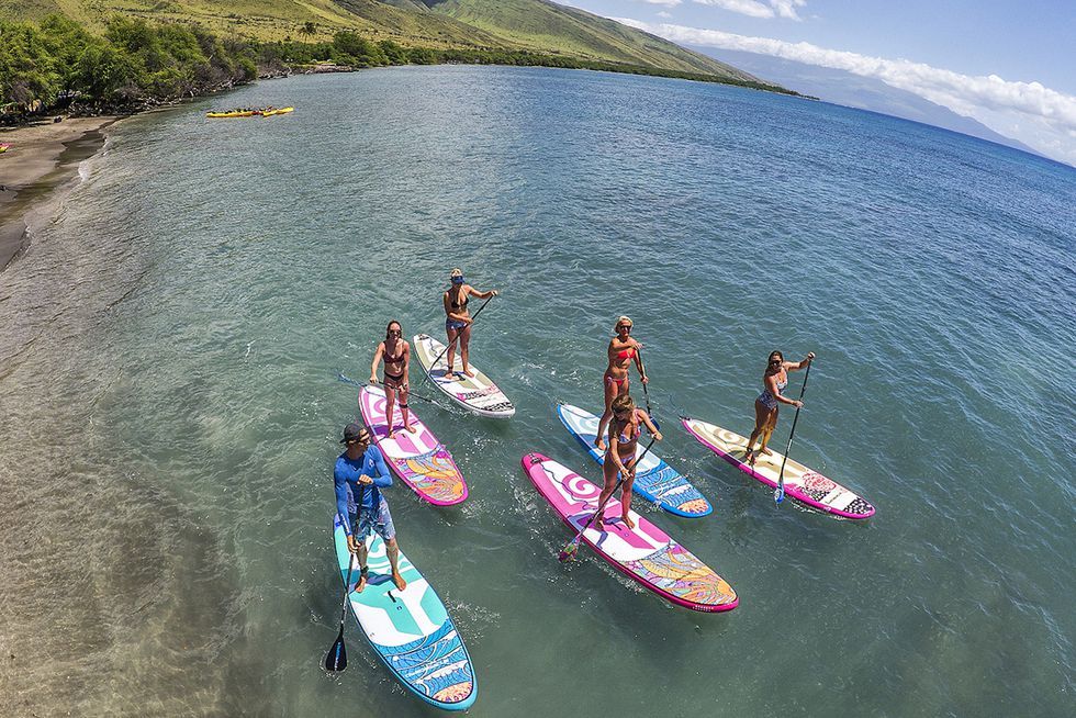 Surface water sports, Paddle, Recreation, Water sport, Vehicle, Stand up paddle surfing, Water transportation, Sports, Surfing Equipment, Sports equipment, 