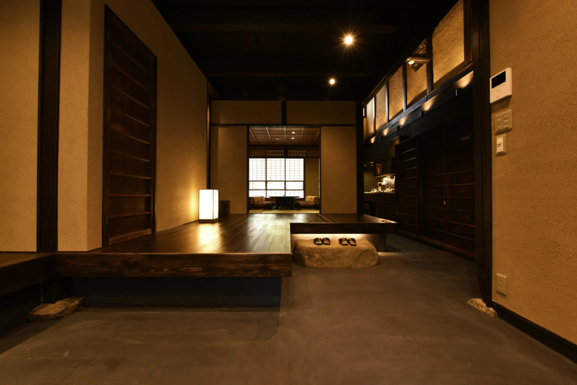 到京都住一晚傳統町屋！京都10間町屋民宿盤點，坐在和風庭園欣賞四季景致