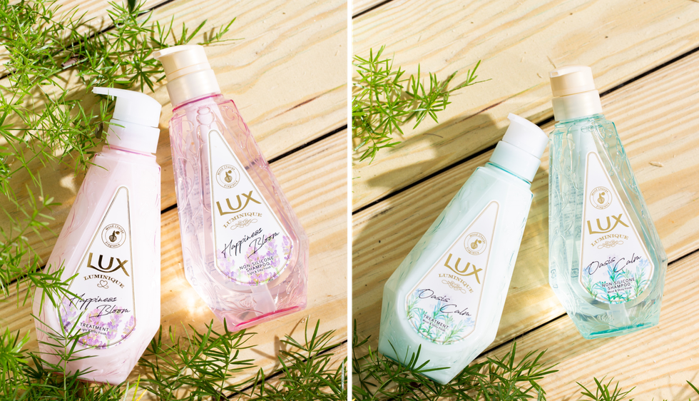 Product, Bottle, Plastic bottle, Hand, Rosemary, Plant, Personal care, Shampoo, Skin care, Herbal, 