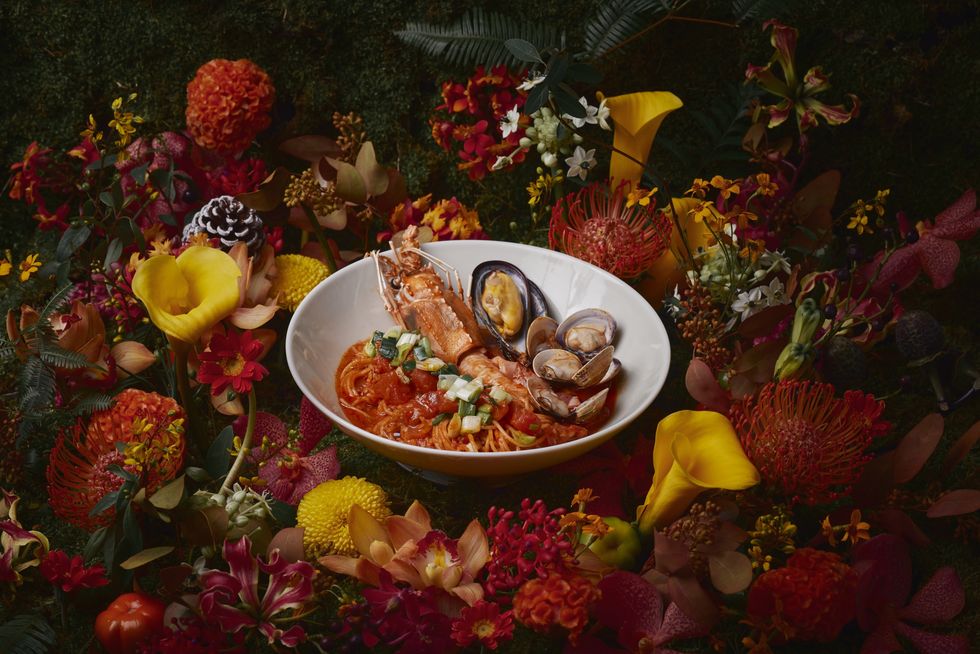 gubami social跨界合作花藝品牌「煙花蕨醒」推絕美冬季新菜！