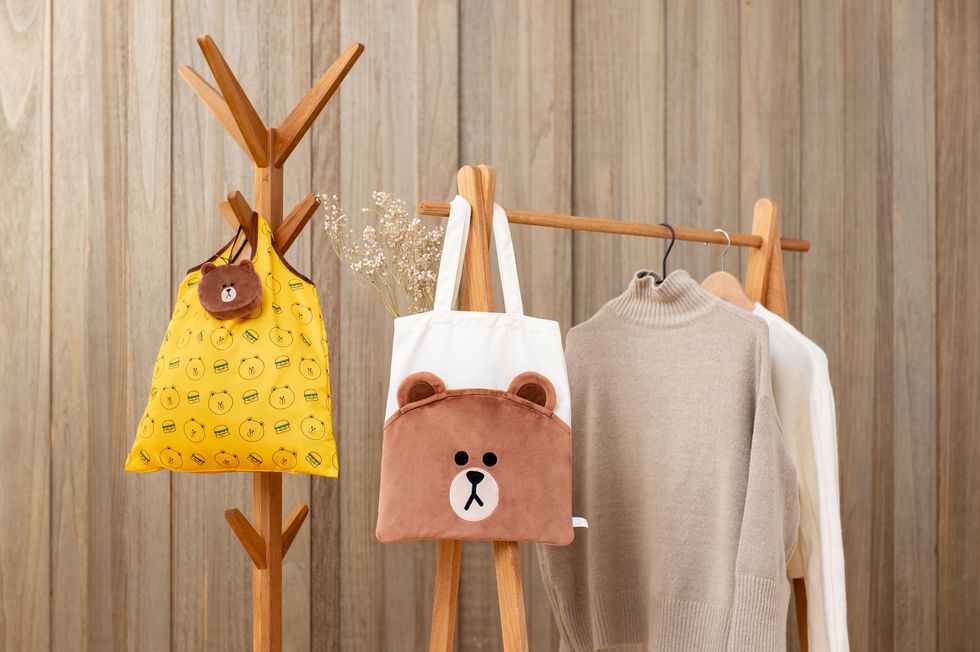 台灣麥當勞「開春熊有禮」推出line friends「熊大雙層帆布包」「熊大摺疊手提袋」