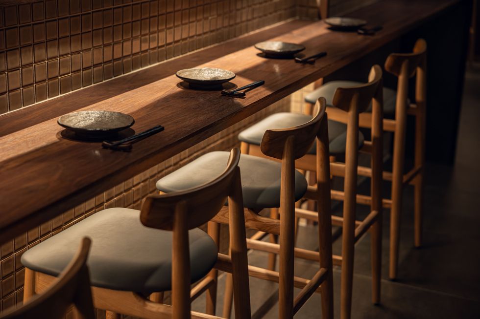 「inari現代居酒屋」正式開幕！mmhg全新品牌打造30道精緻菜餚，豐富質感夜生活