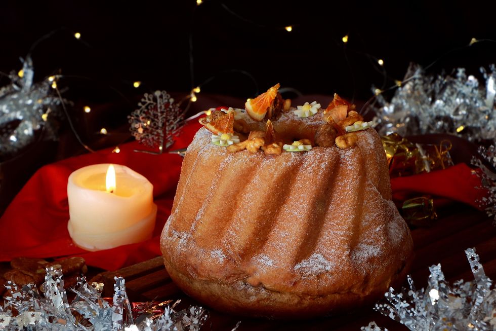 2020聖誕節限定甜點推薦！國賓大飯店「聖誕紅酒草莓慕斯蛋糕」、采采食茶「麋鹿馬卡龍」精緻又可口