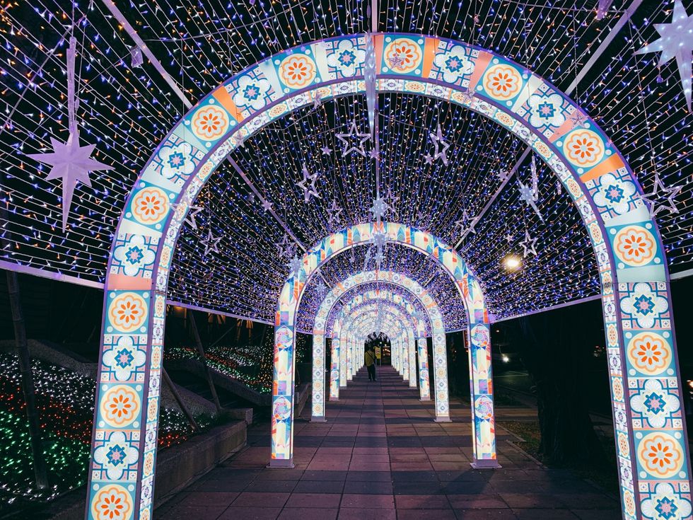 Architecture, Arch, Lighting, Building, Christmas lights, Arcade, 
