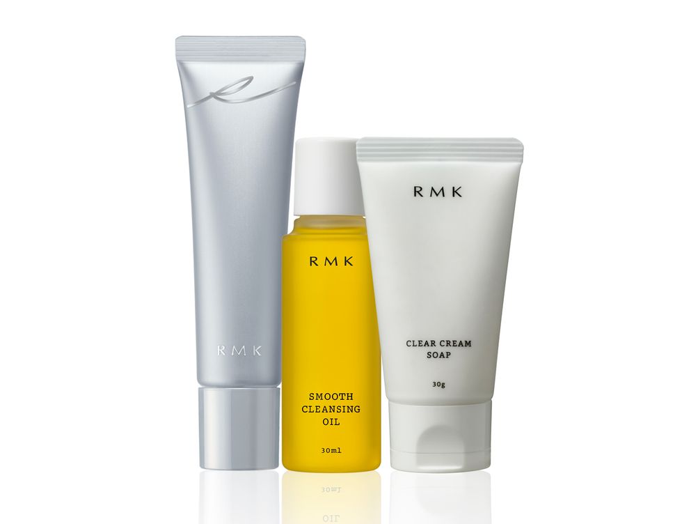 Product, Beauty, Yellow, Skin care, Water, Cosmetics, Material property, Cream, Moisture, Hand, 
