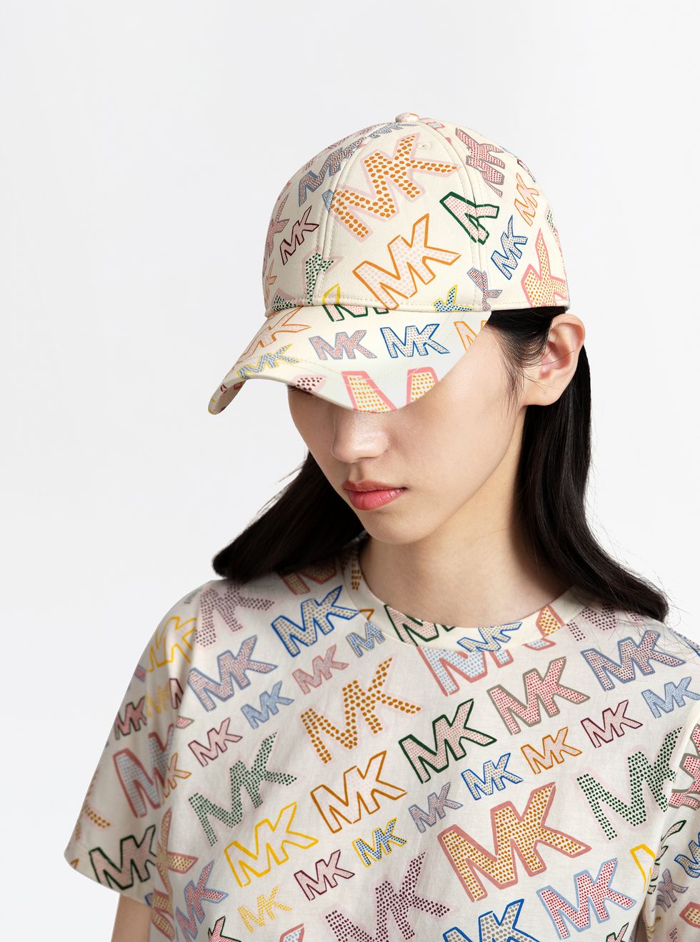 michael kors彩虹logo棒球帽 tshirt