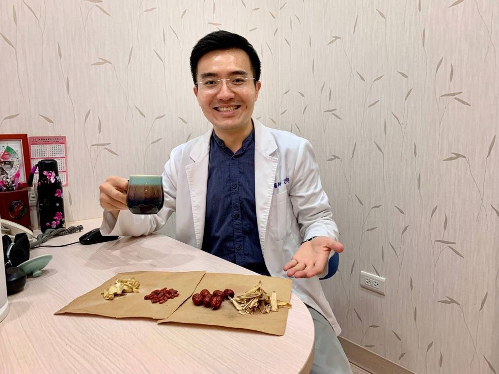 悠美中醫診所呂桓毅醫師，是一位擅長體質調理的專業中醫師，來看他是如何幫女性養成夢寐以求的「易瘦體質」！