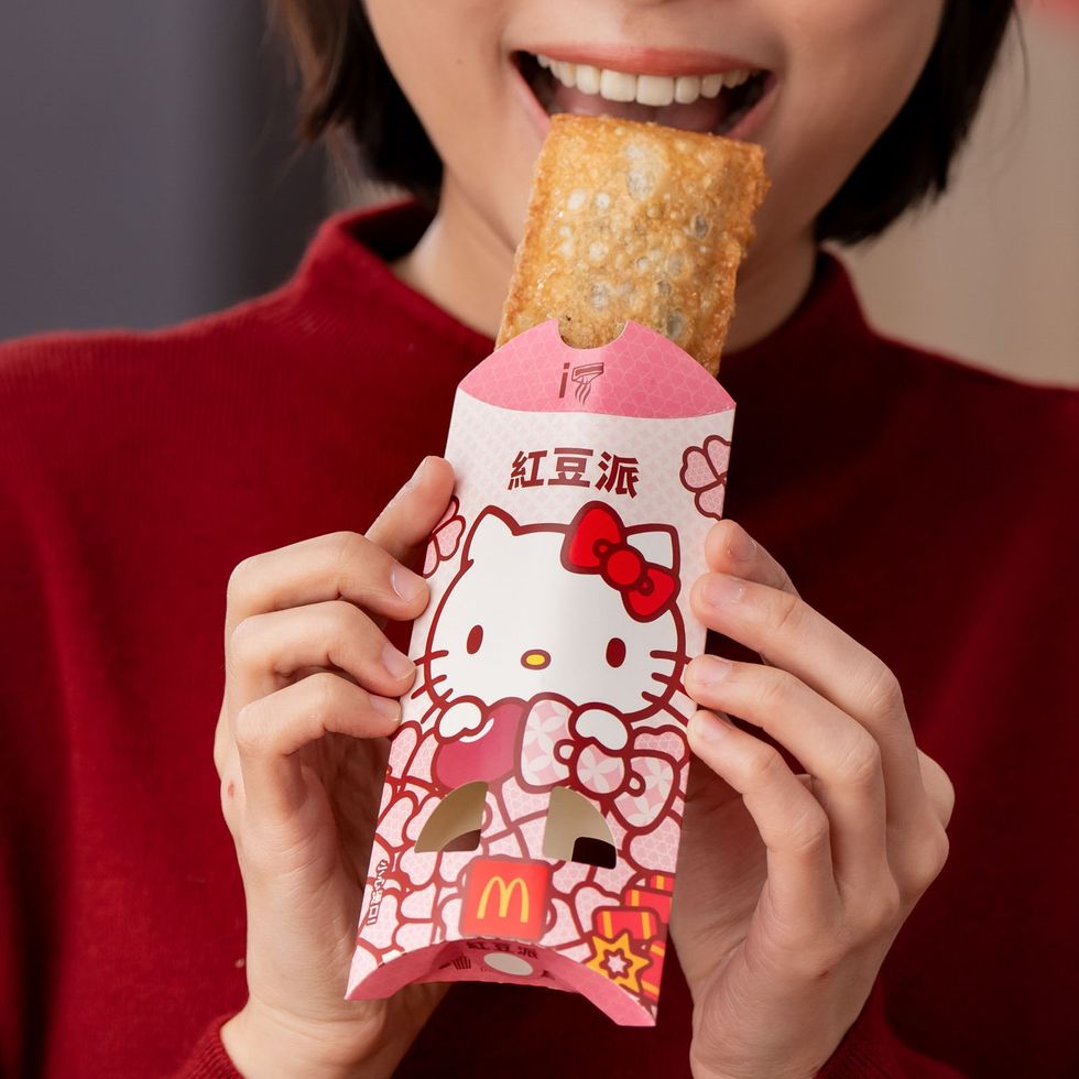麥當勞攜超喜氣的「hello kitty」來拜年，推7款可愛包裝！金迎招財薯來堡、濃郁紅豆派限期回歸