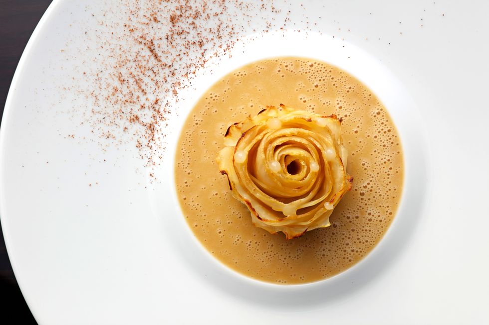 法國中生代最傳奇摘星主廚尚馮索．皮耶 海外第一家餐廳「clover bellavita」