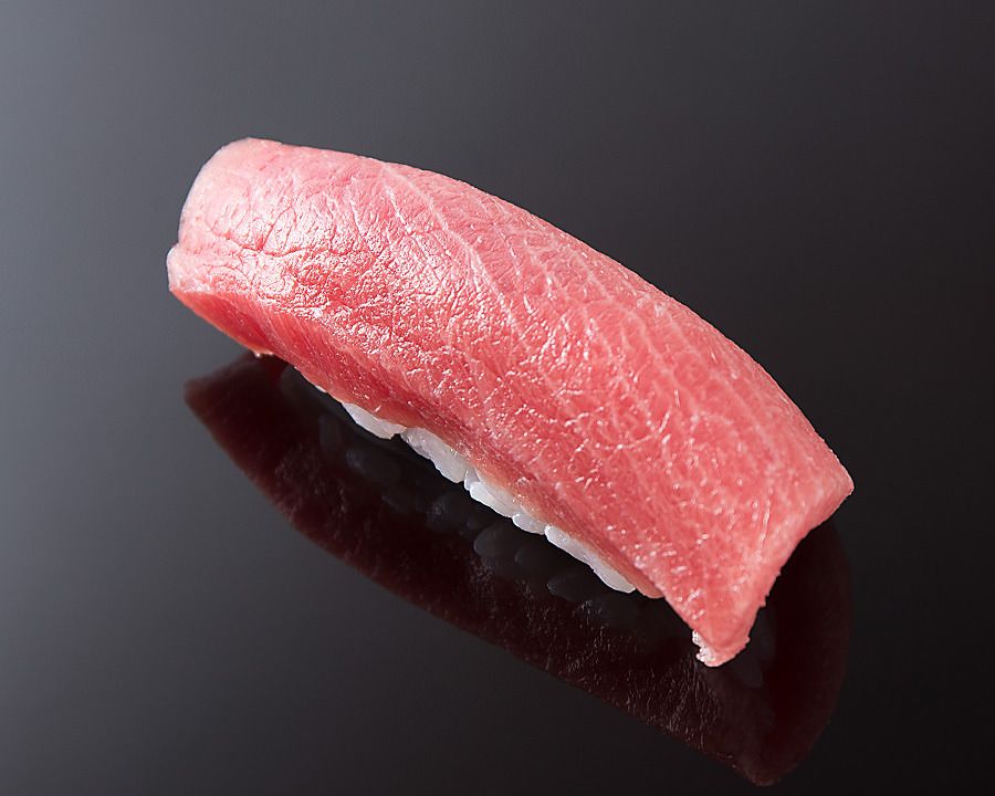 Animal fat, Food, Sashimi, Veal, Cuisine, Flesh, Red meat, Dish, Fish slice, Kobe beef, 