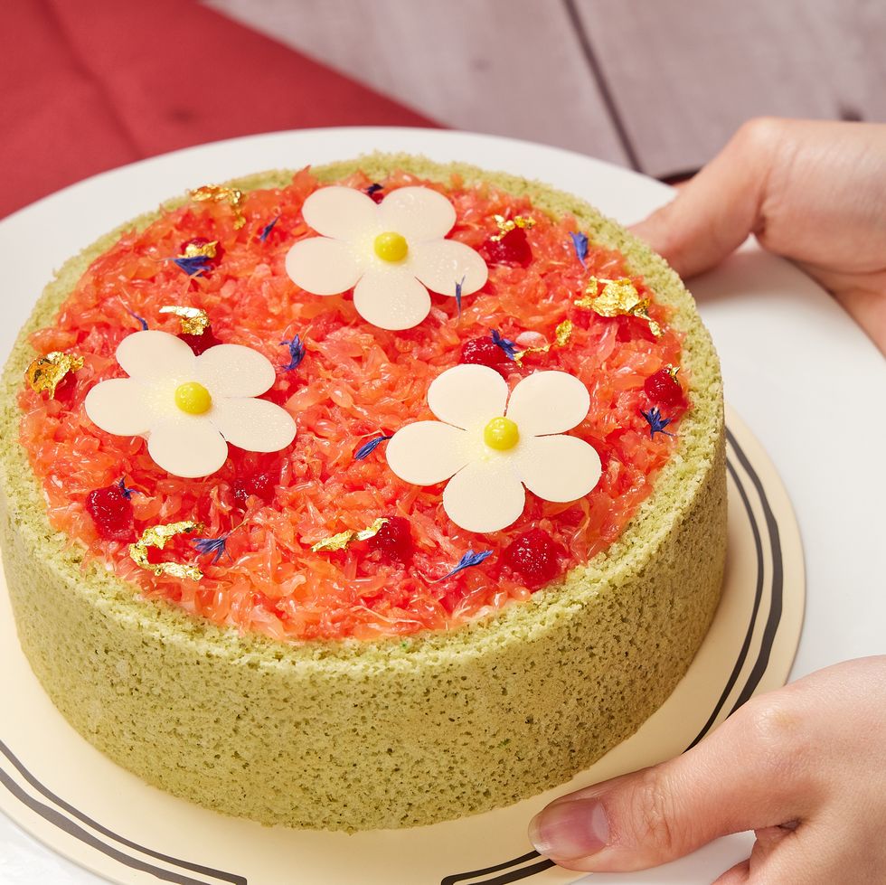 2024母親節蛋糕推薦！能吃的玫瑰花束、世界巧克力冠軍打造，母親節送這款蛋糕最能表心意