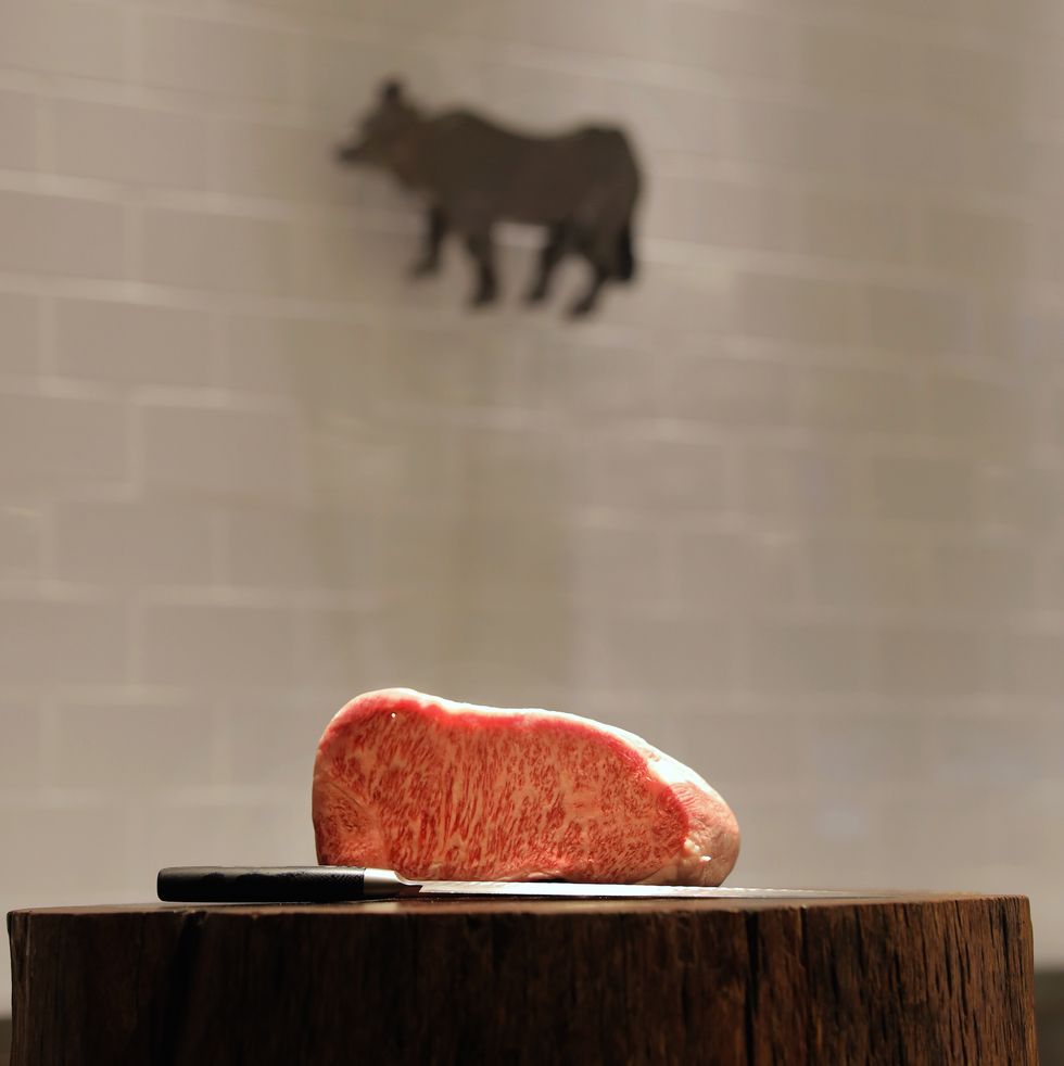 樂軒新品牌推出「紅燒A5和牛牛肉麵 、和牛松露雲吞！」樂軒Premium打造全台首家和牛果物嚴選店