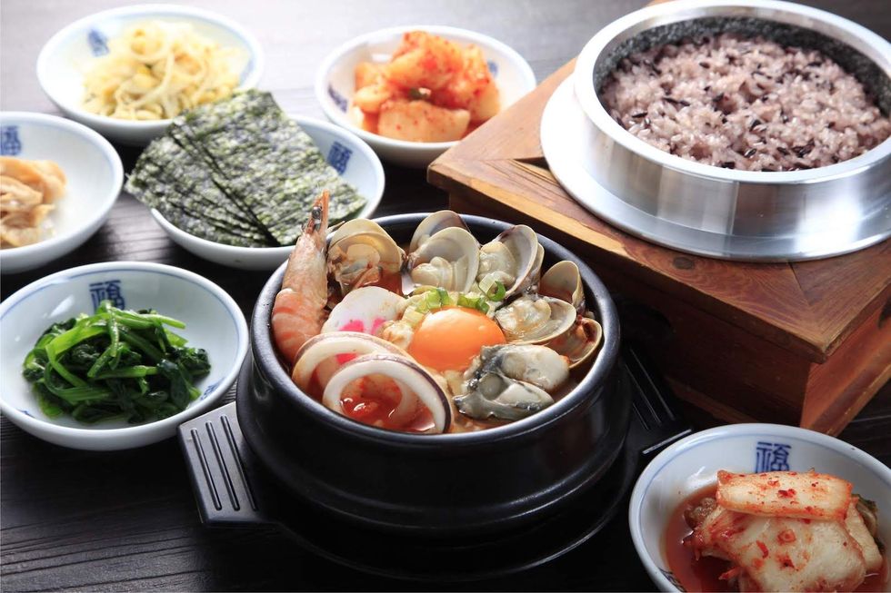 Dish, Food, Cuisine, Meal, Ingredient, Lunch, Comfort food, Steamed rice, Produce, Banchan, 