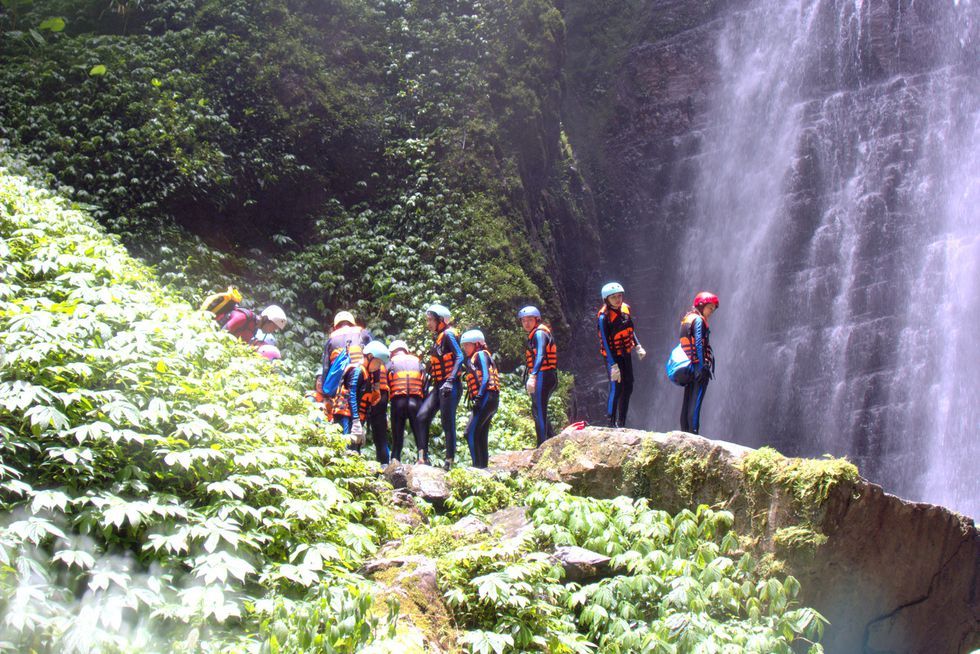 Adventure, Nature reserve, Vegetation, Outdoor recreation, Recreation, Waterfall, Canyoning, Climbing, Tourism, Formation, 