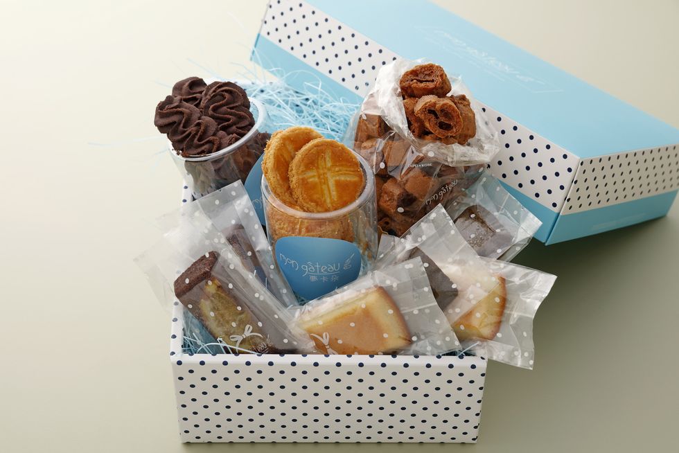 夢卡朵「琥珀色焦糖甜點」年節禮盒上市！精美「費南雪曲奇、瑪德蓮曲奇禮盒」送禮自用兩相宜