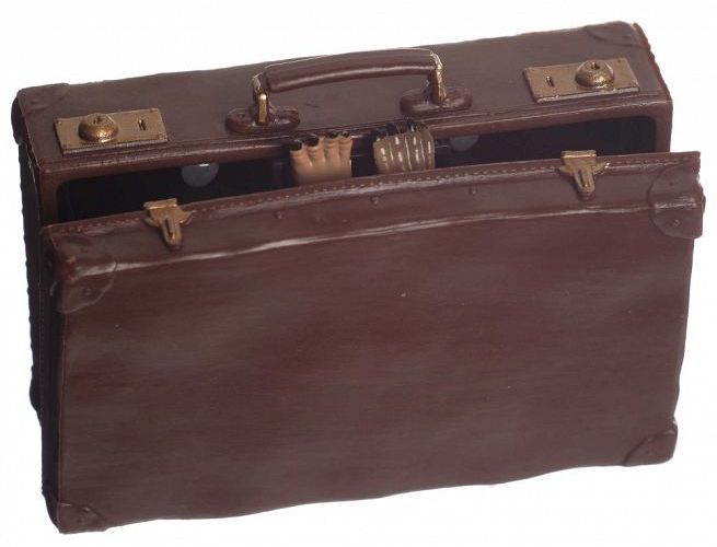 Bag, Brown, Leather, Briefcase, Business bag, Handbag, Fashion accessory, Material property, Luggage and bags, Baggage, 