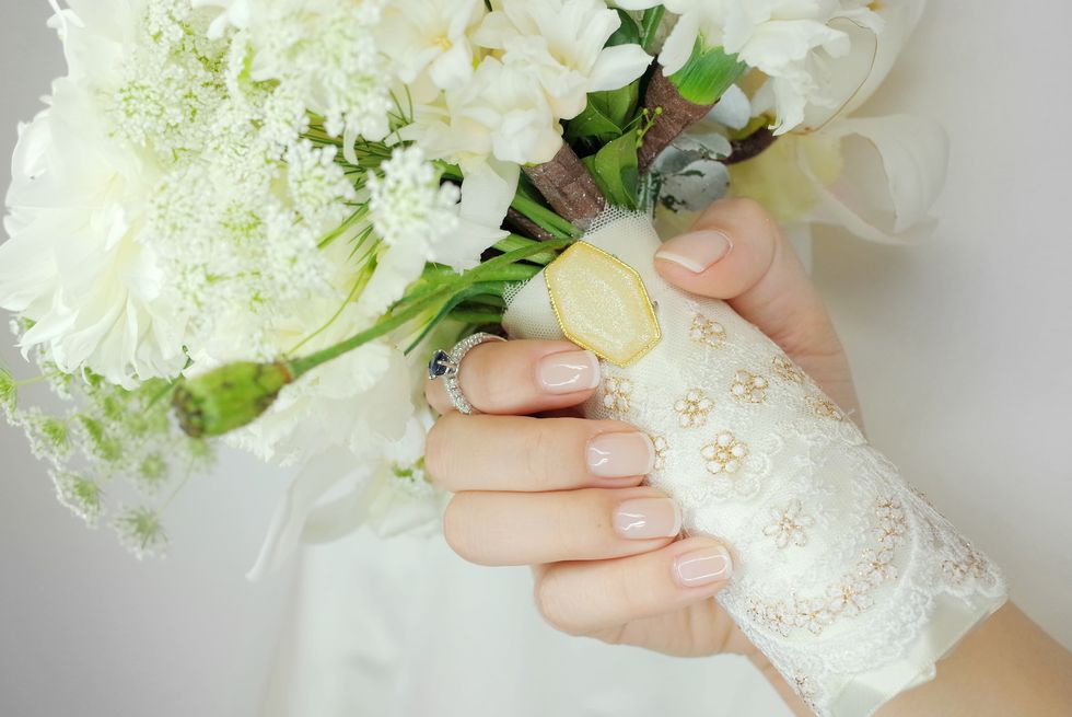 Bouquet, White, Flower, Cut flowers, Hand, Plant, Flower Arranging, Finger, Floristry, Dress, 