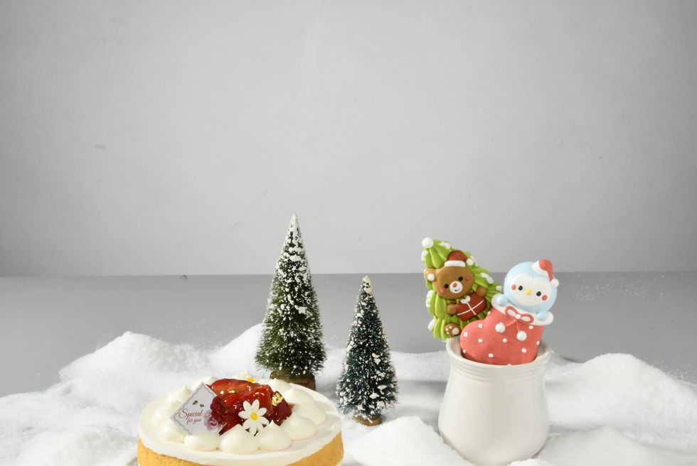2023「聖誕甜點、禮盒」推薦！法國傳奇馬卡龍、果醬奶油薄餅、掌心玫瑰蛋糕，送禮＋派對必備