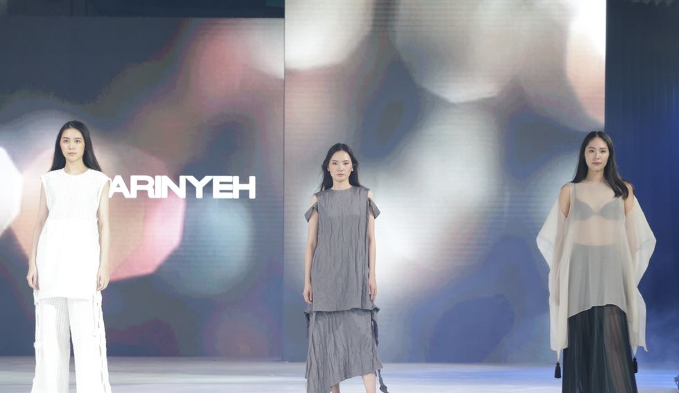 【臺北時裝週】台灣設計師品牌在開幕歡迎晚會發表2002春夏新品